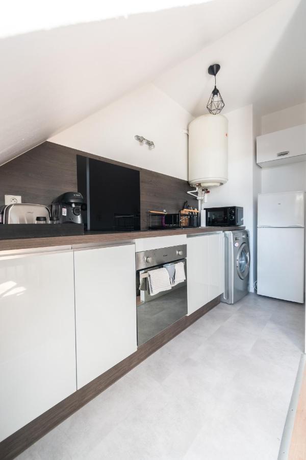 Bienvenue Chez Vous Tres Calme Et En Plein Centre Apartment Mantes-la-Jolie Exterior photo